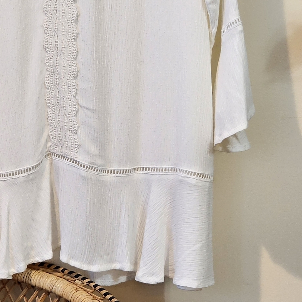Suzanne Betro Tunic Blouse Cream White Medium NWT Crochet Lace Boho Bell Sleeve - Picture 4 of 16